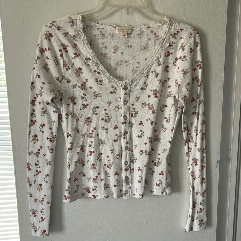 Cream Buttoned Fitted Blouse